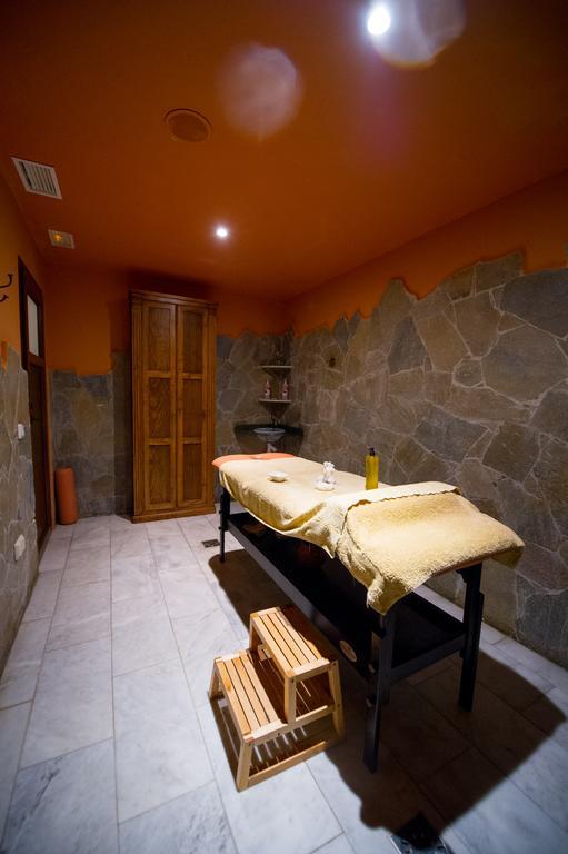 Apartamentos La Venta Del Charco Cardeña Extérieur photo