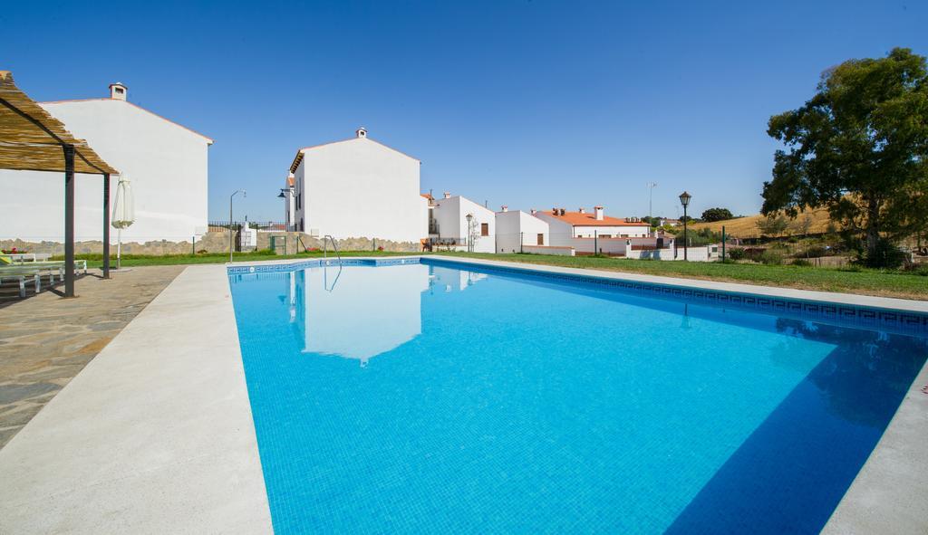 Apartamentos La Venta Del Charco Cardeña Chambre photo